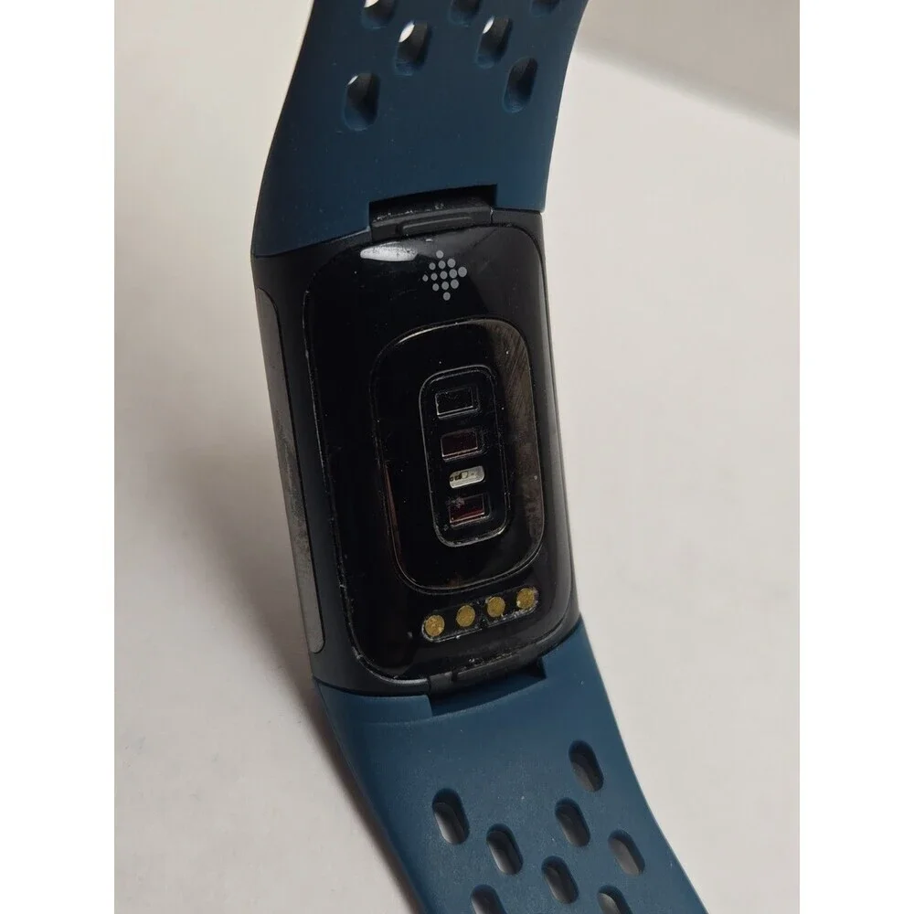 Fitbit Charge 5 Fitness Tracker GPS SpO2 Sleep Monitor Activity Watch No Charger